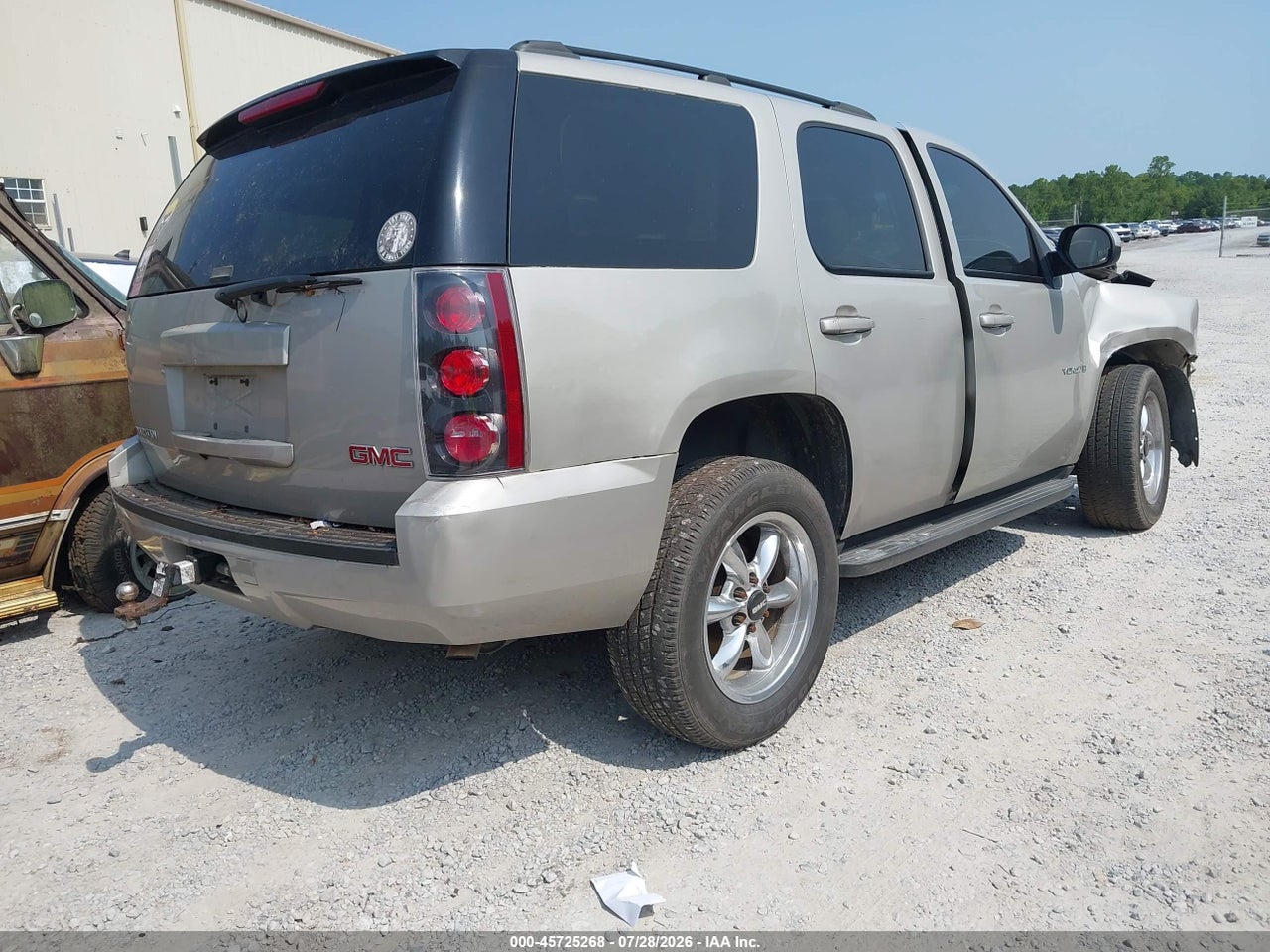 2007 GMC YUKON COMMERCIAL · 4/11
