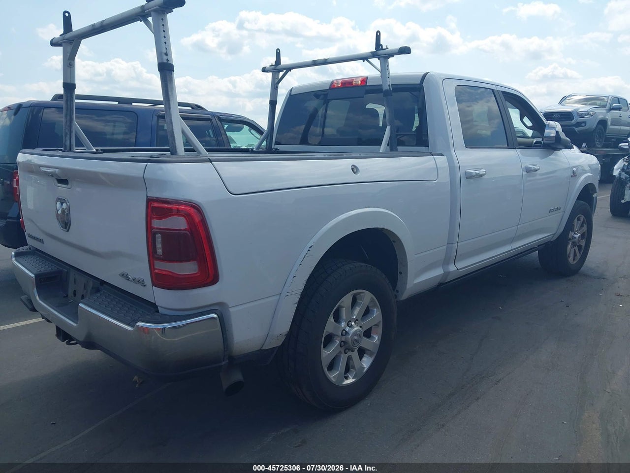 2022 RAM 2500   · 4/11
