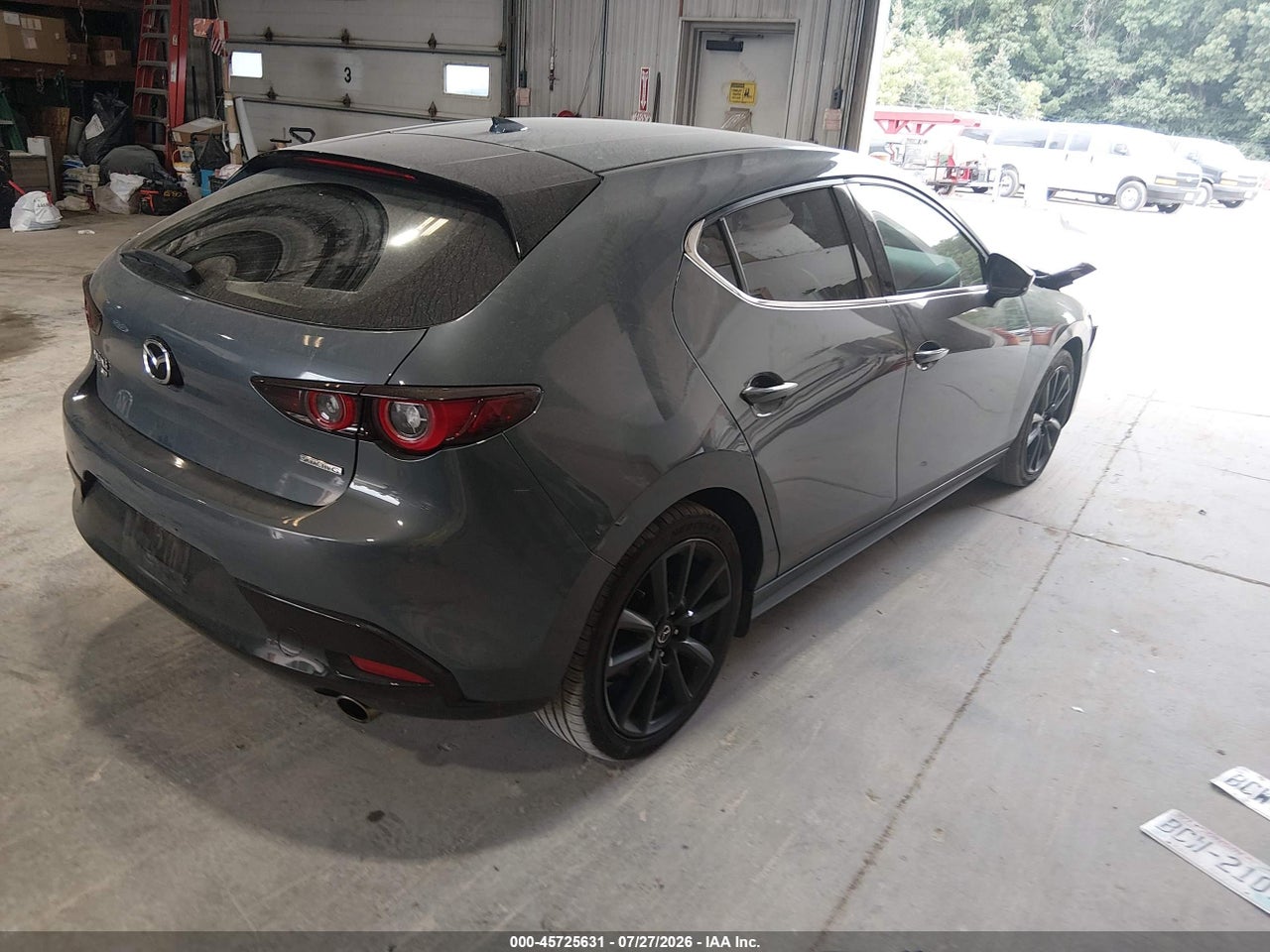 2022 MAZDA MAZDA3 PREMIUM · 4/11
