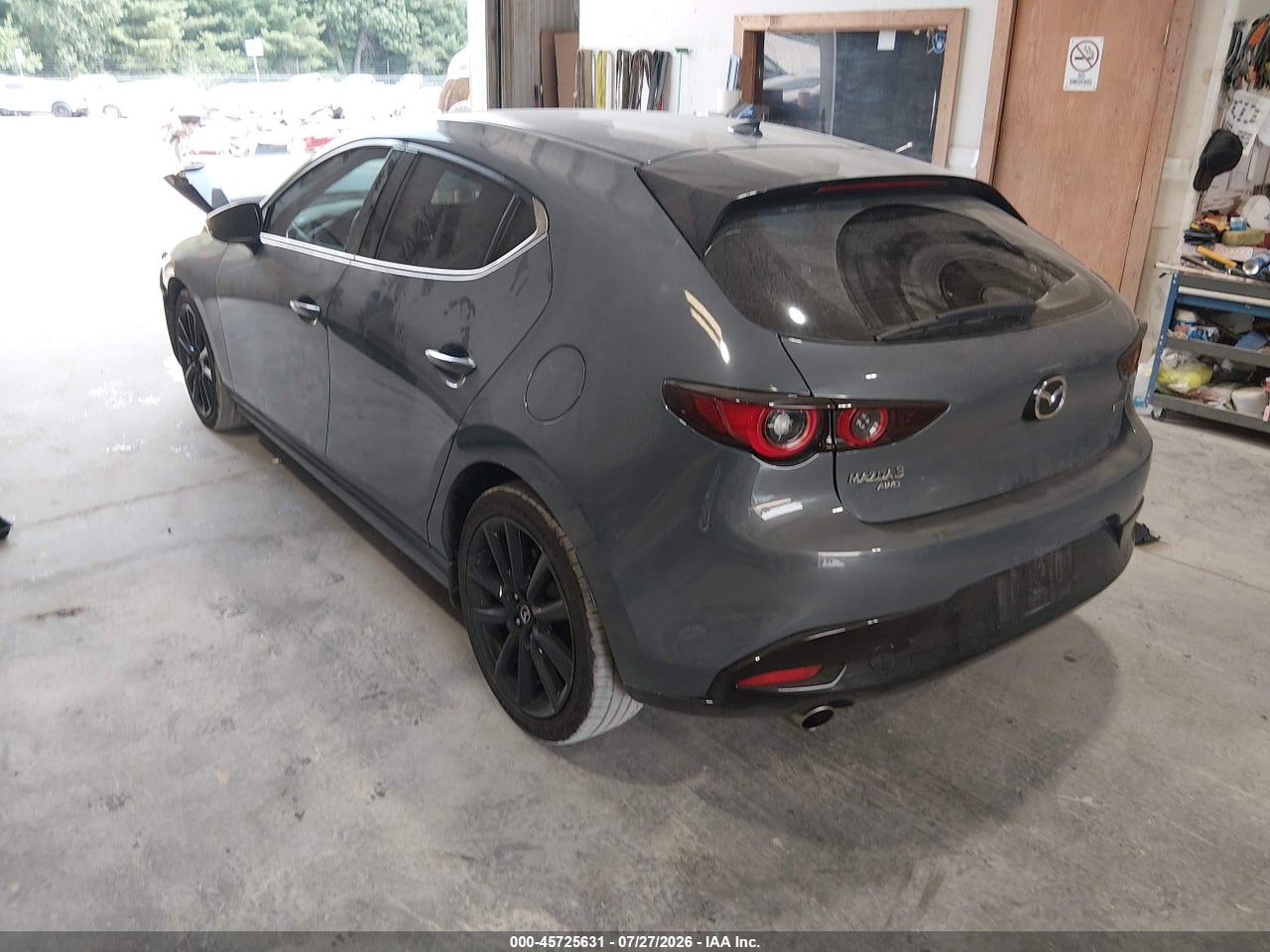 2022 MAZDA MAZDA3 PREMIUM · 3/11