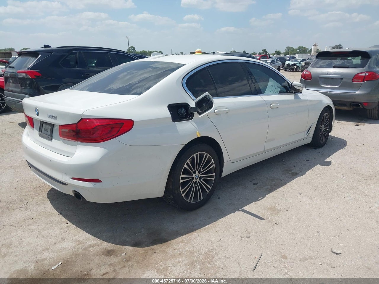 2020 BMW 530I · 4/11