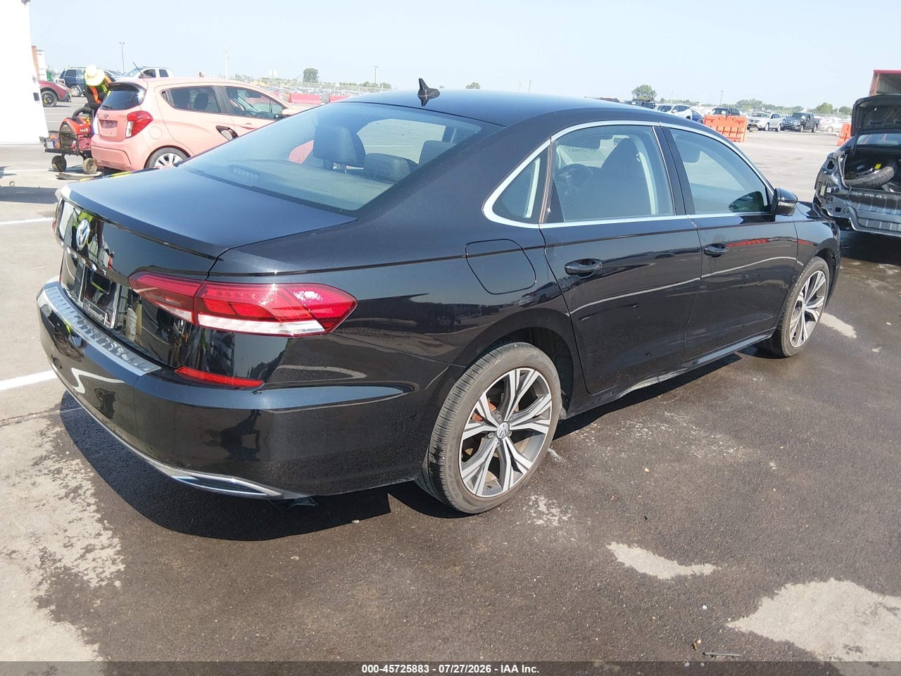 2021 VOLKSWAGEN PASSAT 2.0T SE · 4/11