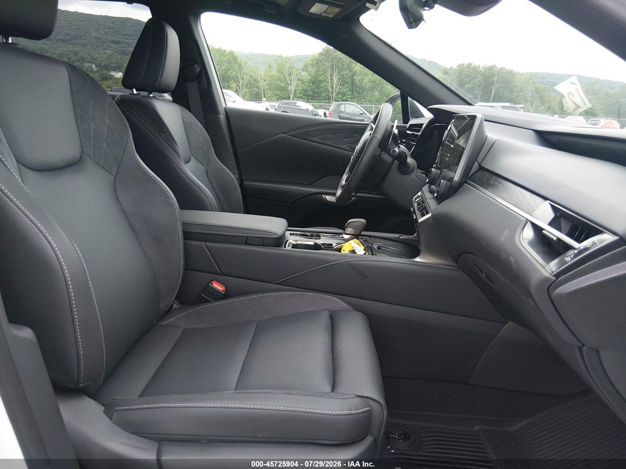 2T2BAMCA9SC****** · 2025 LEXUS RX 350 LUXURY · 5/11