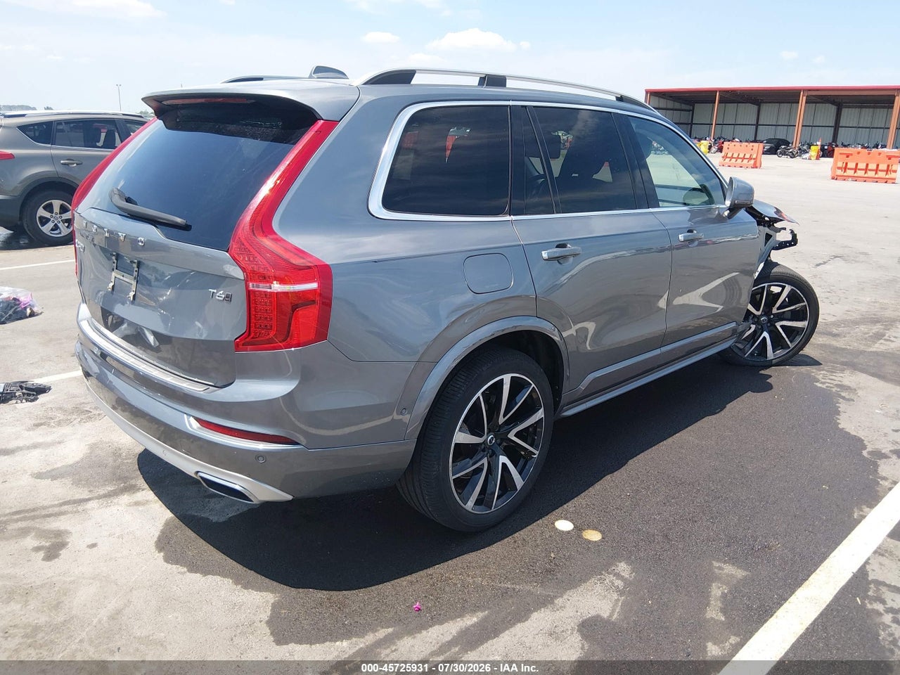 2019 VOLVO XC90 T6 MOMENTUM · 4/11