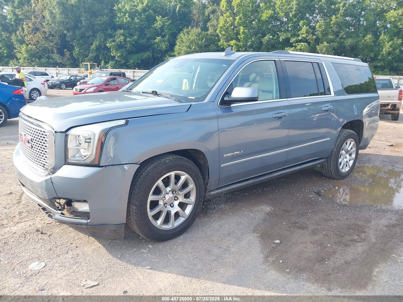 2016 GMC YUKON XL DENALI · 2/11