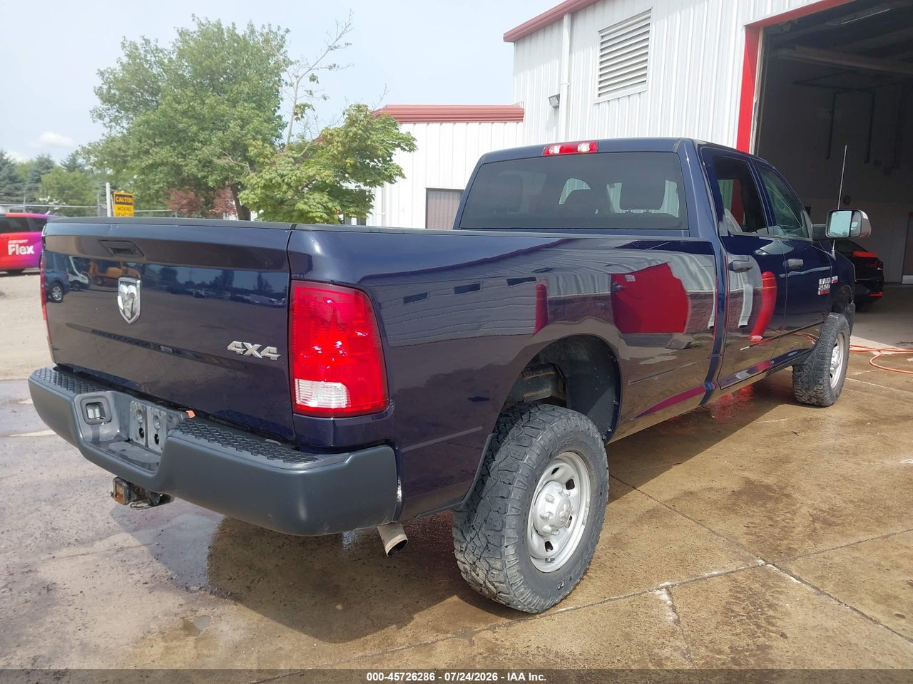 2018 RAM 2500 TRADESMAN  4X4 8' BOX · 4/11