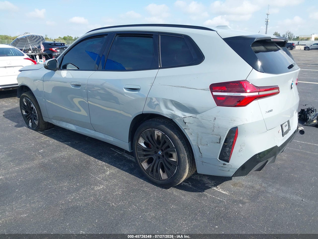 2025 BMW X3 30 XDRIVE · 3/11