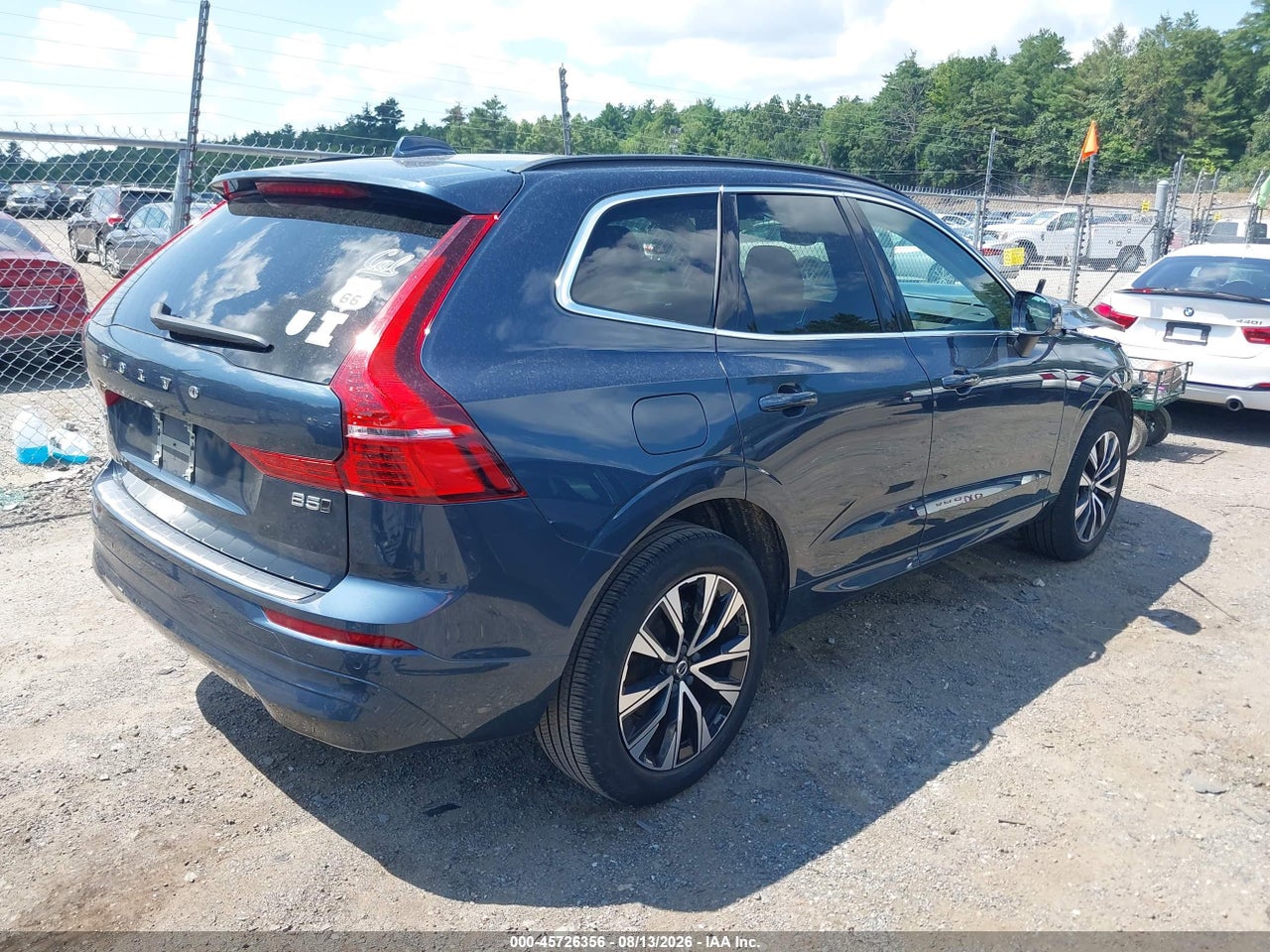 2023 VOLVO XC60 B5 CORE · 4/11