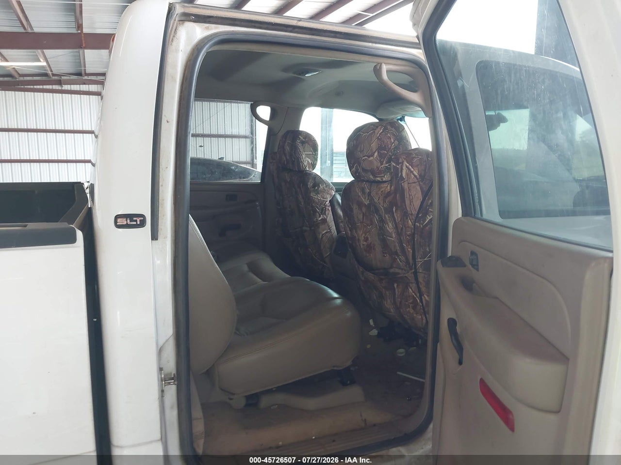2GTEK13Z261****** · 2006 GMC SIERRA 1500 SLT · 8/11