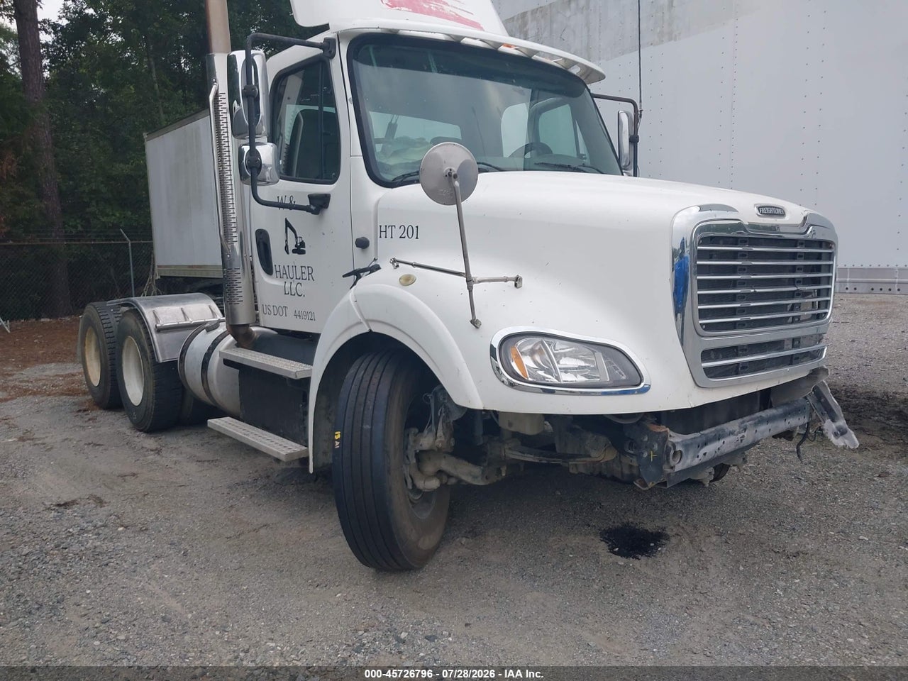 1FUJC5DV4FH****** · 2015 FREIGHTLINER M2 112 MEDIUM DUTY