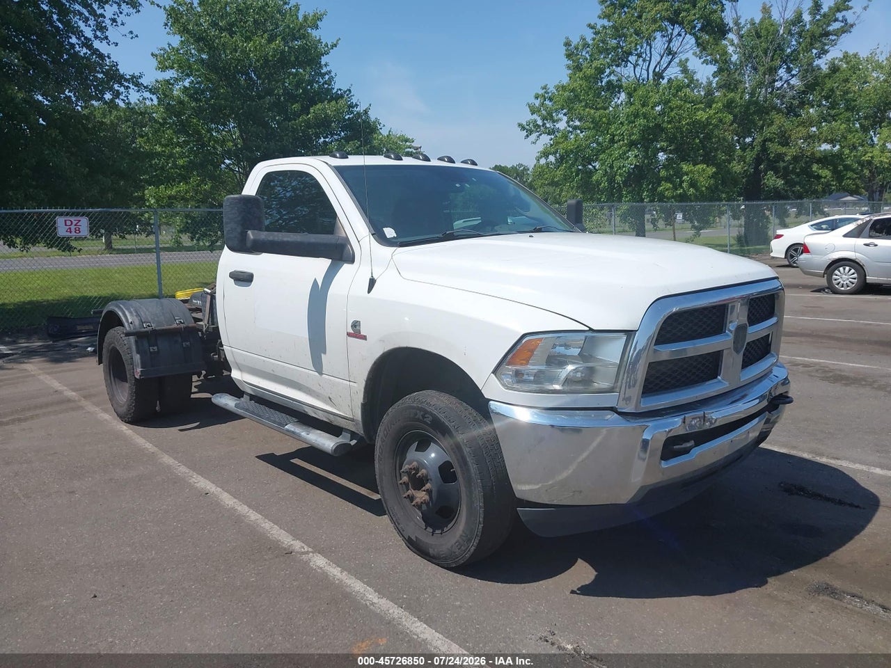 3C7WRTAL1EG****** · 2014 RAM 3500 CHASSIS TRADESMAN/SLT