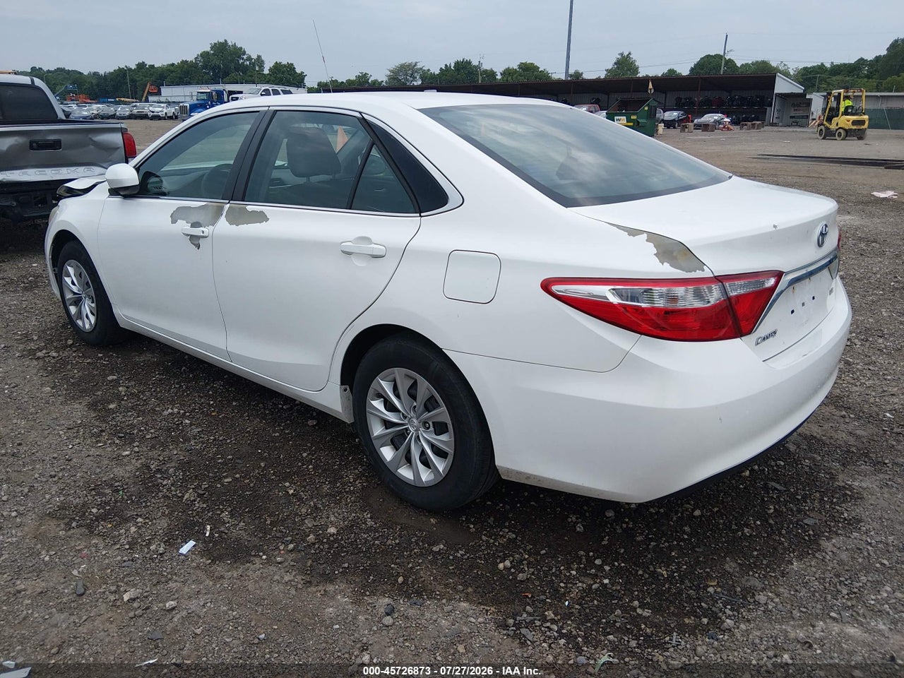 2015 TOYOTA CAMRY LE · 3/11