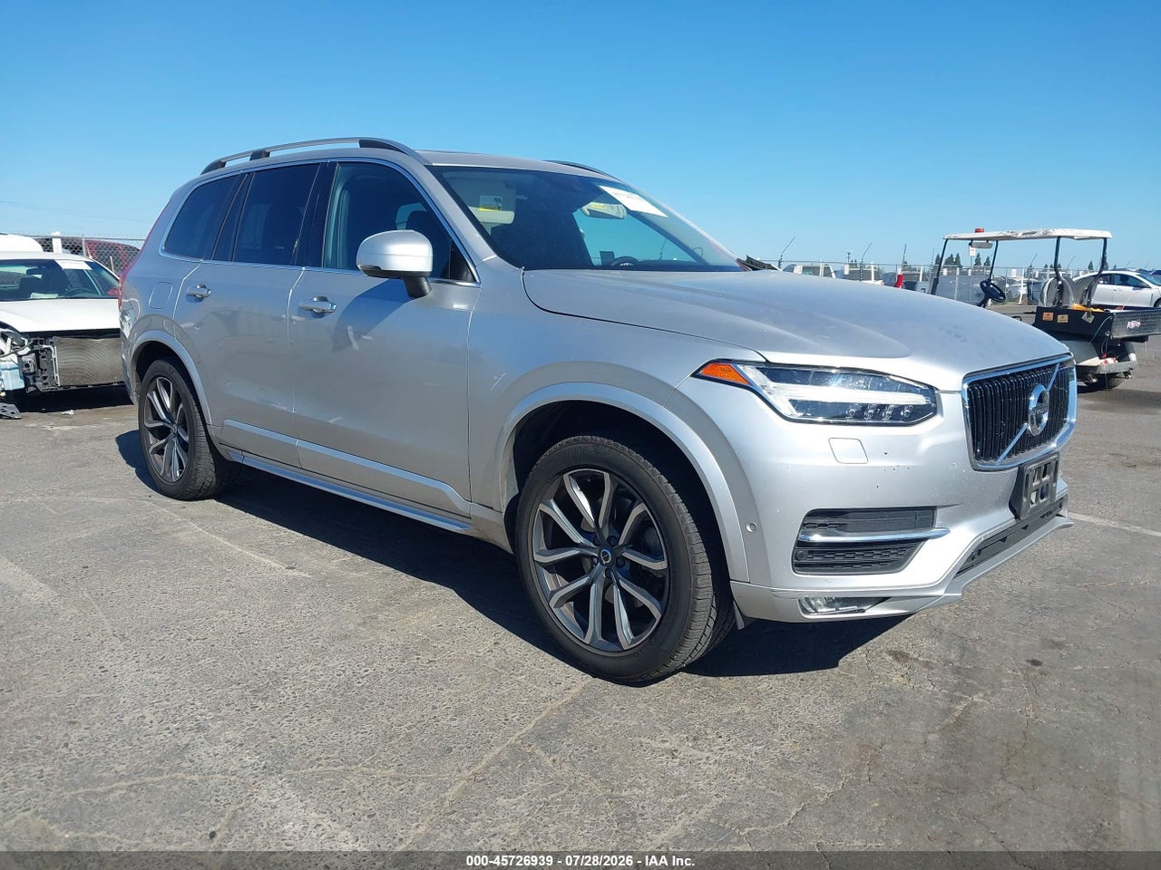 YV4A22PK4H1****** · 2017 VOLVO XC90 T6 MOMENTUM