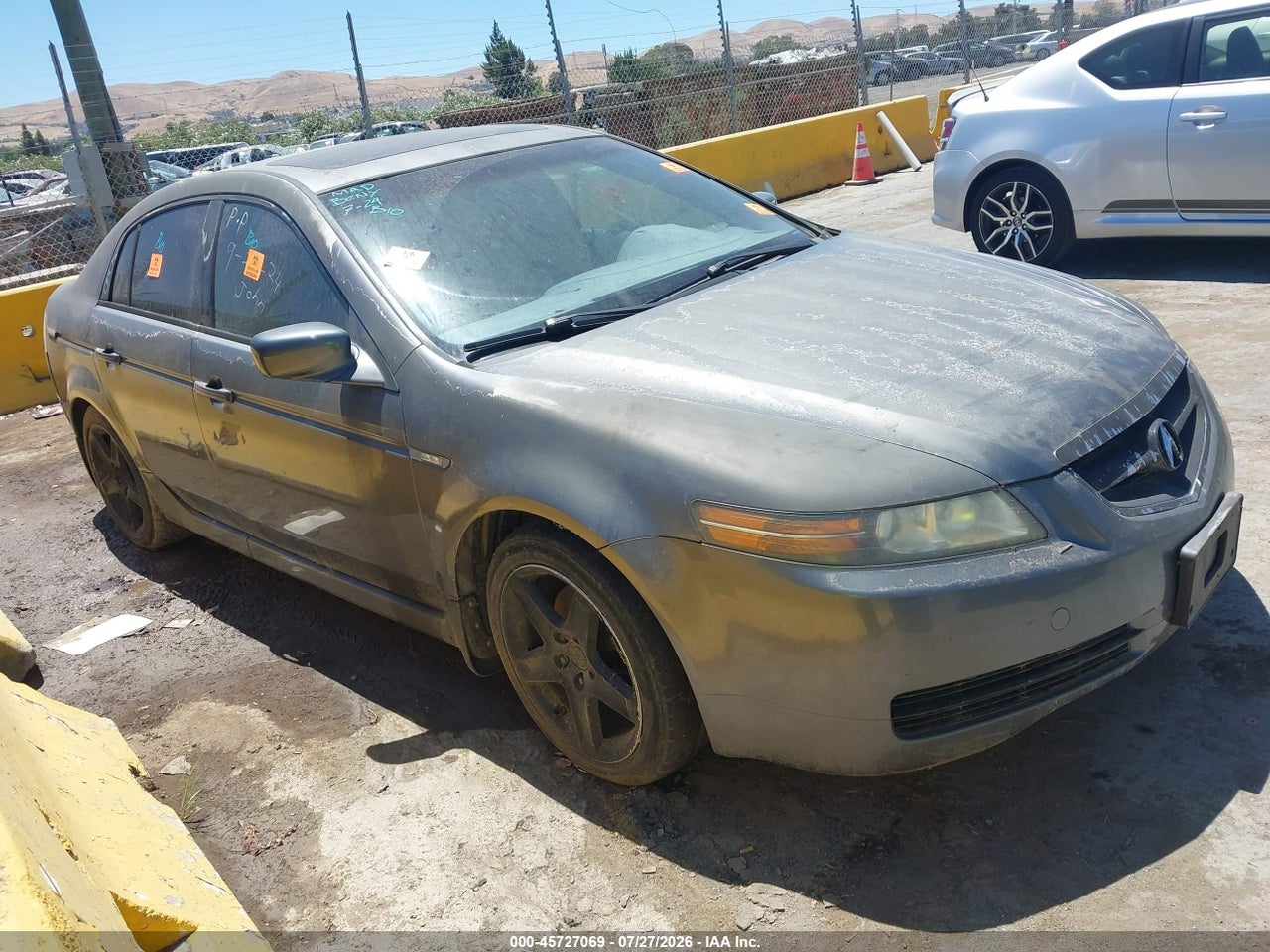 19UUA66255A****** · 2005 ACURA TL