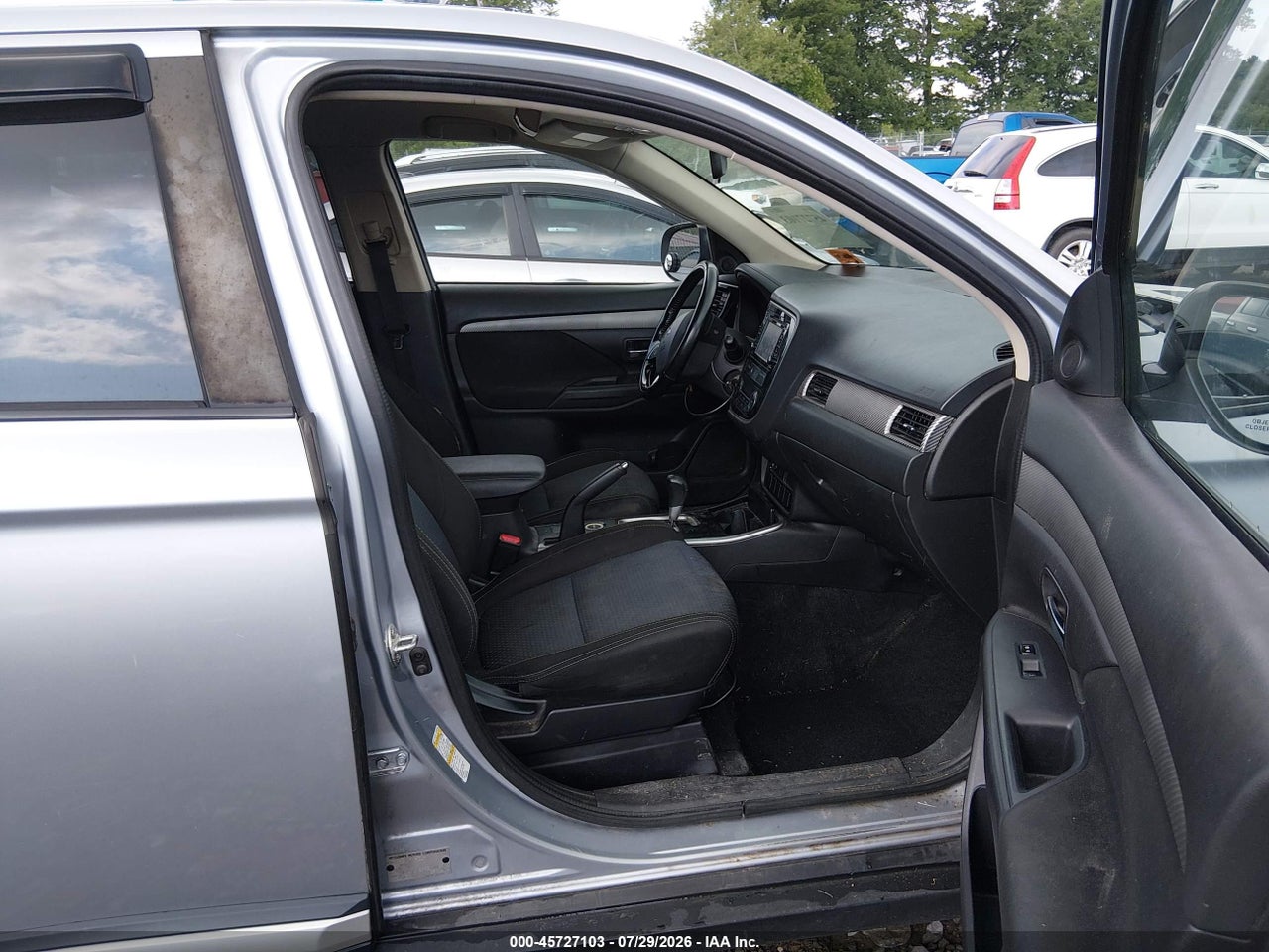 2017 MITSUBISHI OUTLANDER ES · 5/11
