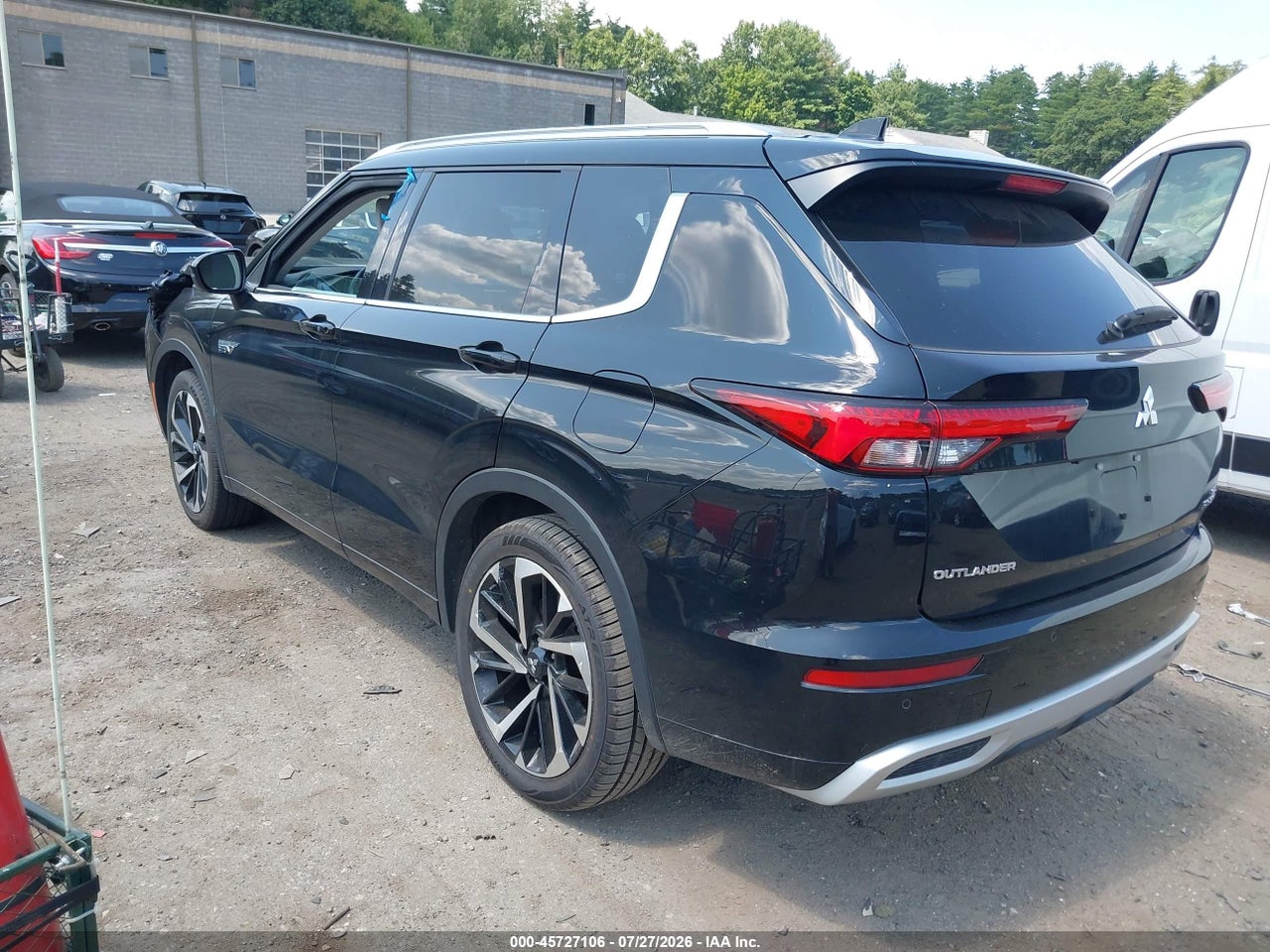 2023 MITSUBISHI OUTLANDER PHEV SEL S-AWC · 3/11