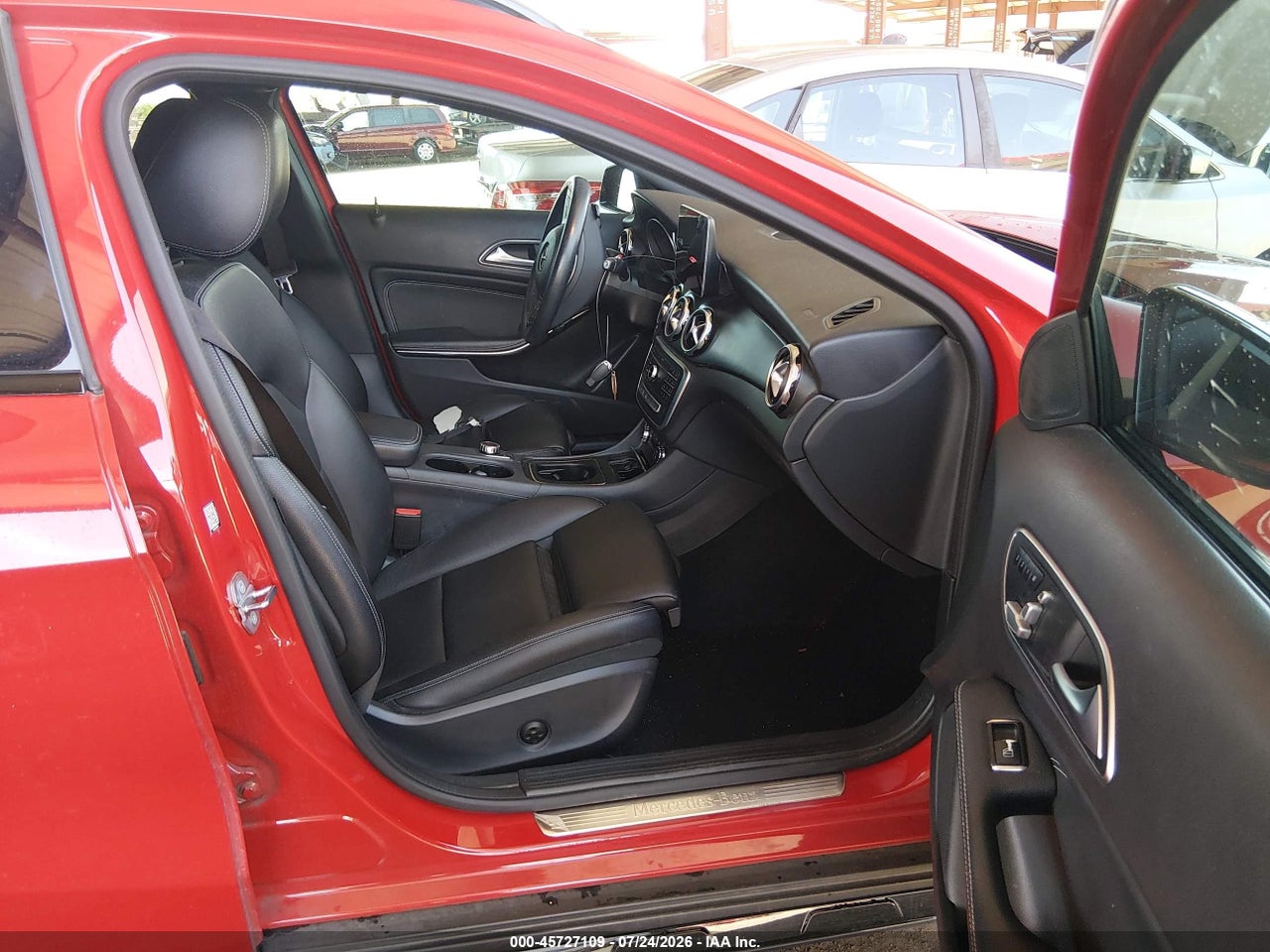 2020 MERCEDES-BENZ GLA 250 · 5/10