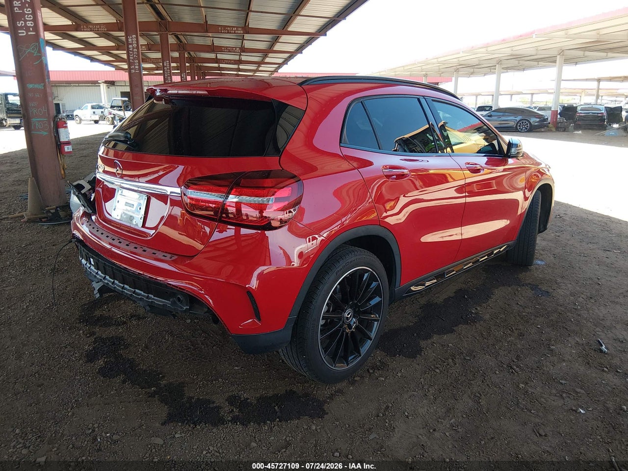 2020 MERCEDES-BENZ GLA 250 · 4/10