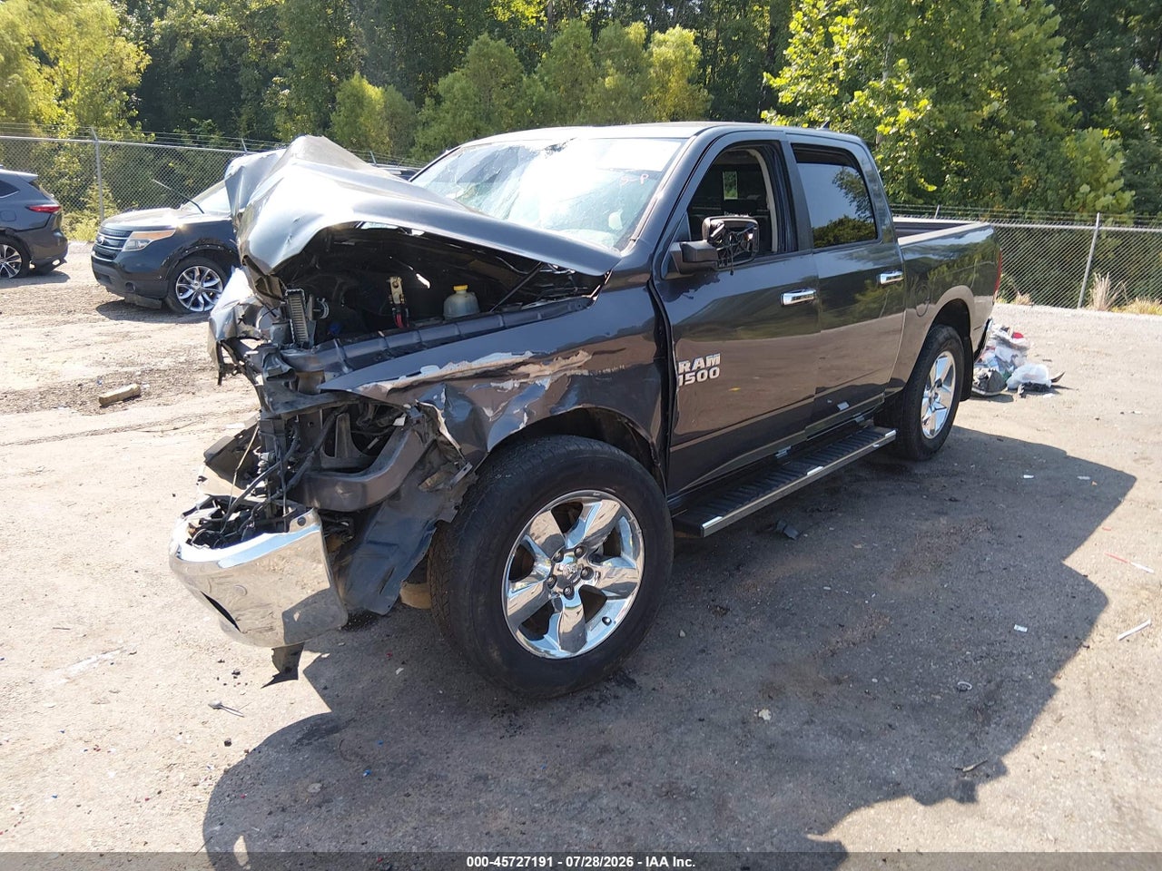 2016 RAM 1500 SLT · 2/11