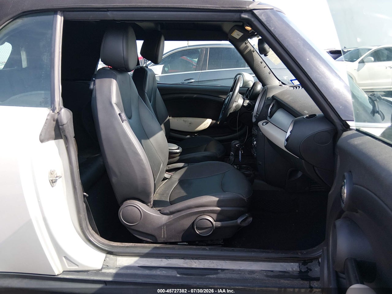 2014 MINI CONVERTIBLE COOPER · 5/11