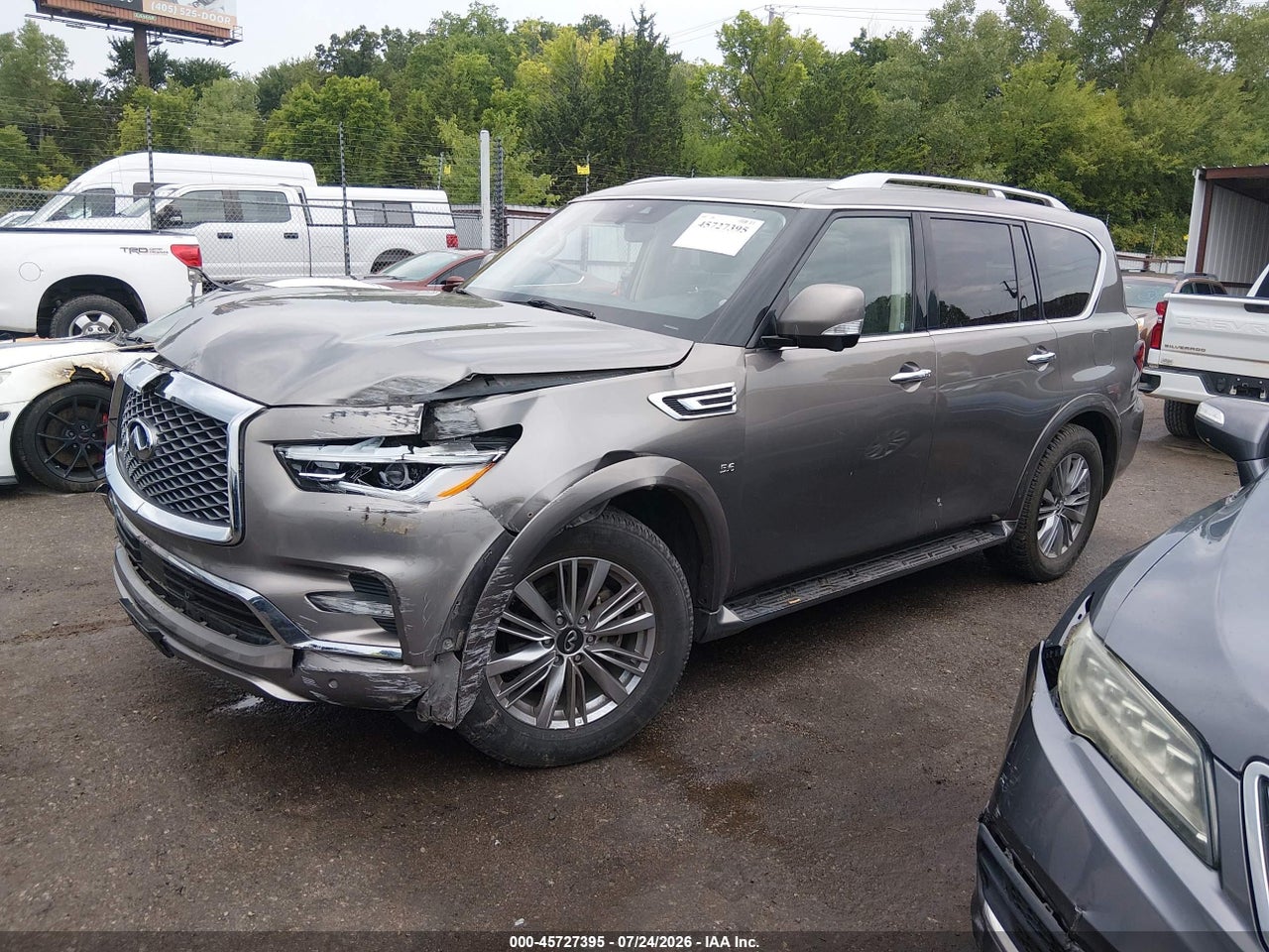 2019 INFINITI QX80 LUXE · 2/11