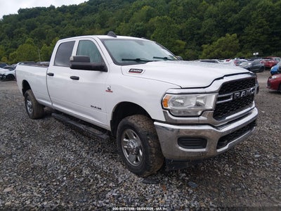 2022 RAM 2500 TRADESMAN 4X4 8' BOX