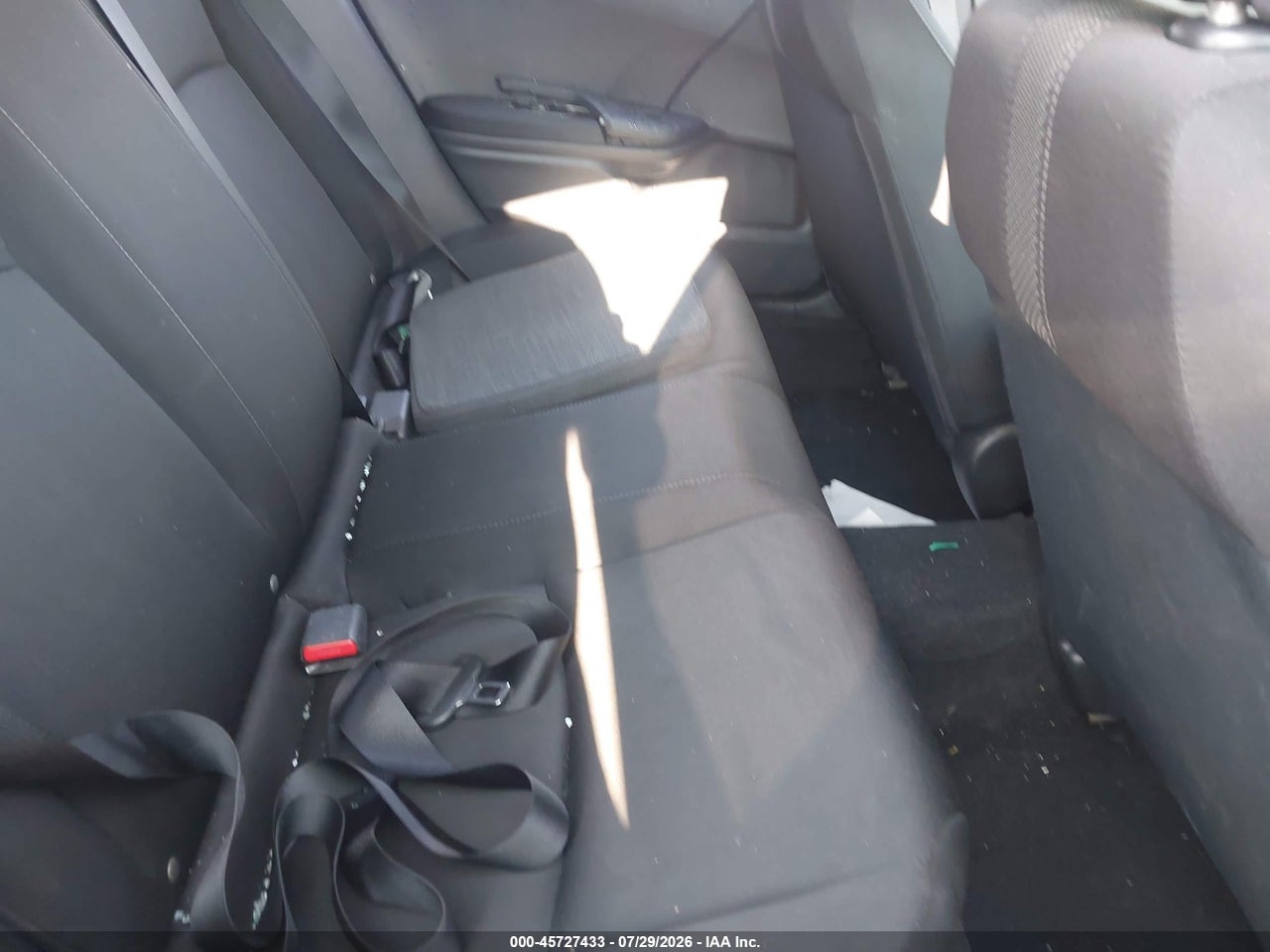2HGFC2F59GH****** · 2016 HONDA CIVIC LX · 8/10