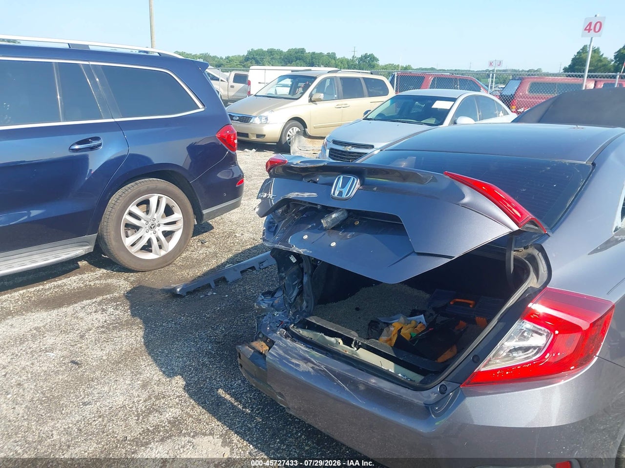 2HGFC2F59GH****** · 2016 HONDA CIVIC LX · 6/10
