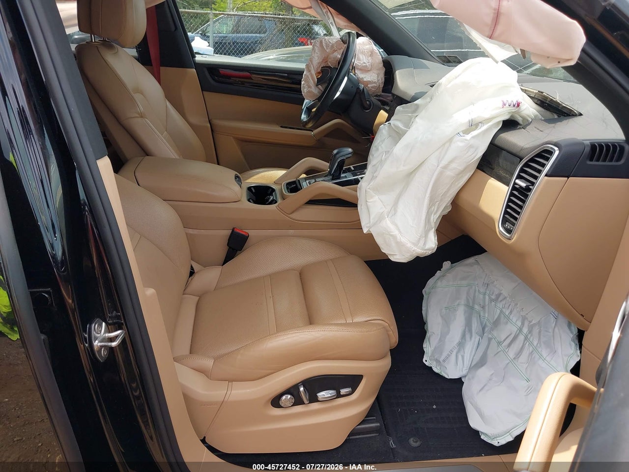 2019 PORSCHE CAYENNE   · 5/11