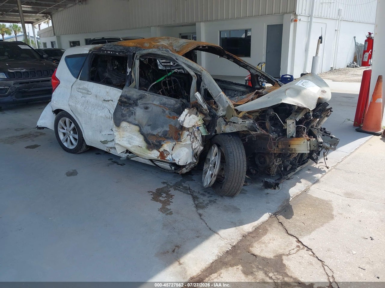 3N1CE2CP8FL****** · 2015 NISSAN VERSA NOTE S (SR)/S PLUS/SL/SR/SV
