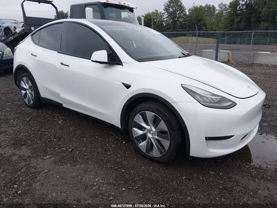 5YJYGDEE6MF****** · 2021 TESLA MODEL Y LONG RANGE DUAL MOTOR ALL-WHEEL DRIVE