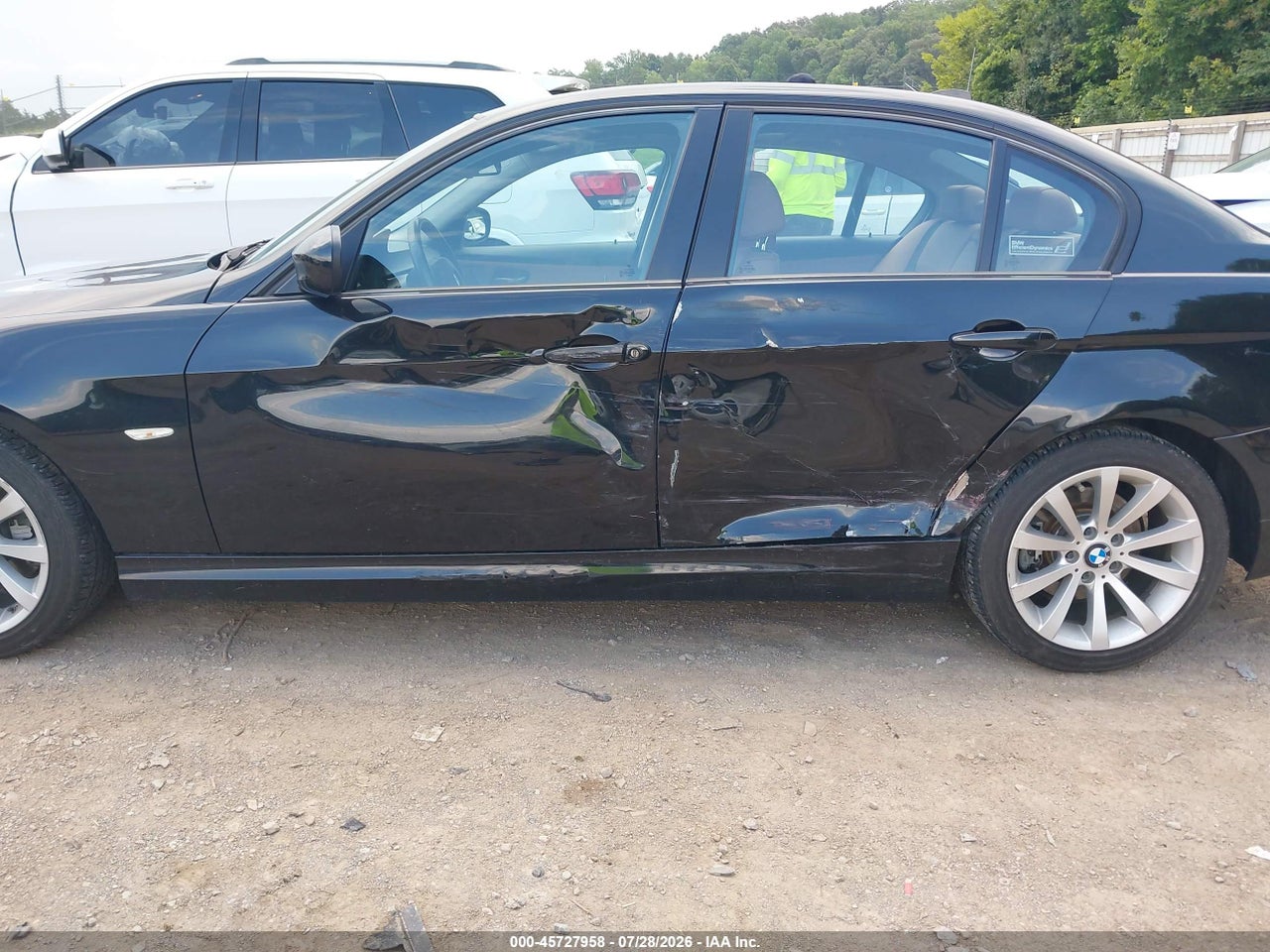 2011 BMW 328I · 6/11