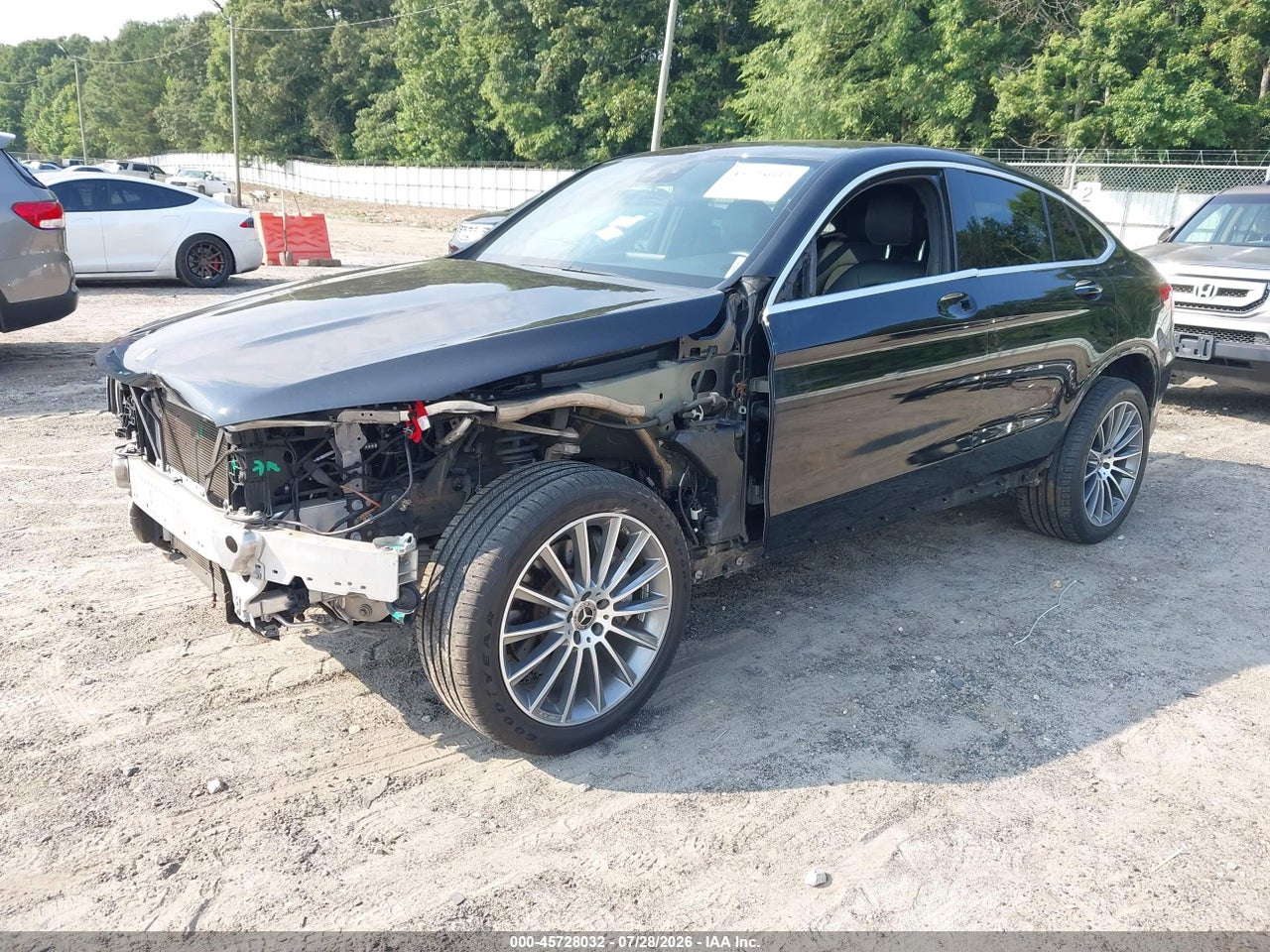 2019 MERCEDES-BENZ GLC 300 COUPE 4MATIC · 2/11