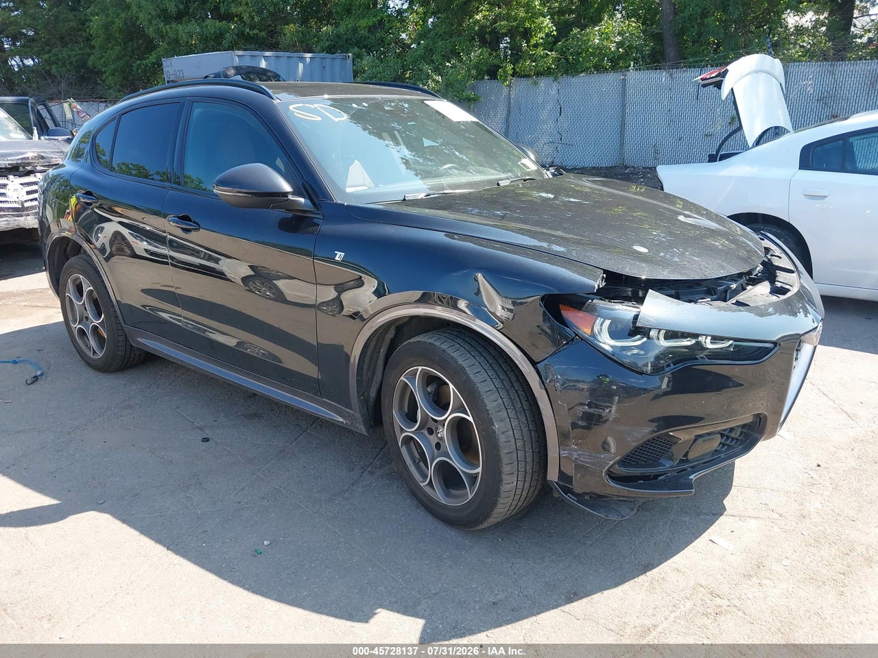 ZASPAKBN4R7****** · 2024 ALFA ROMEO STELVIO TI AWD