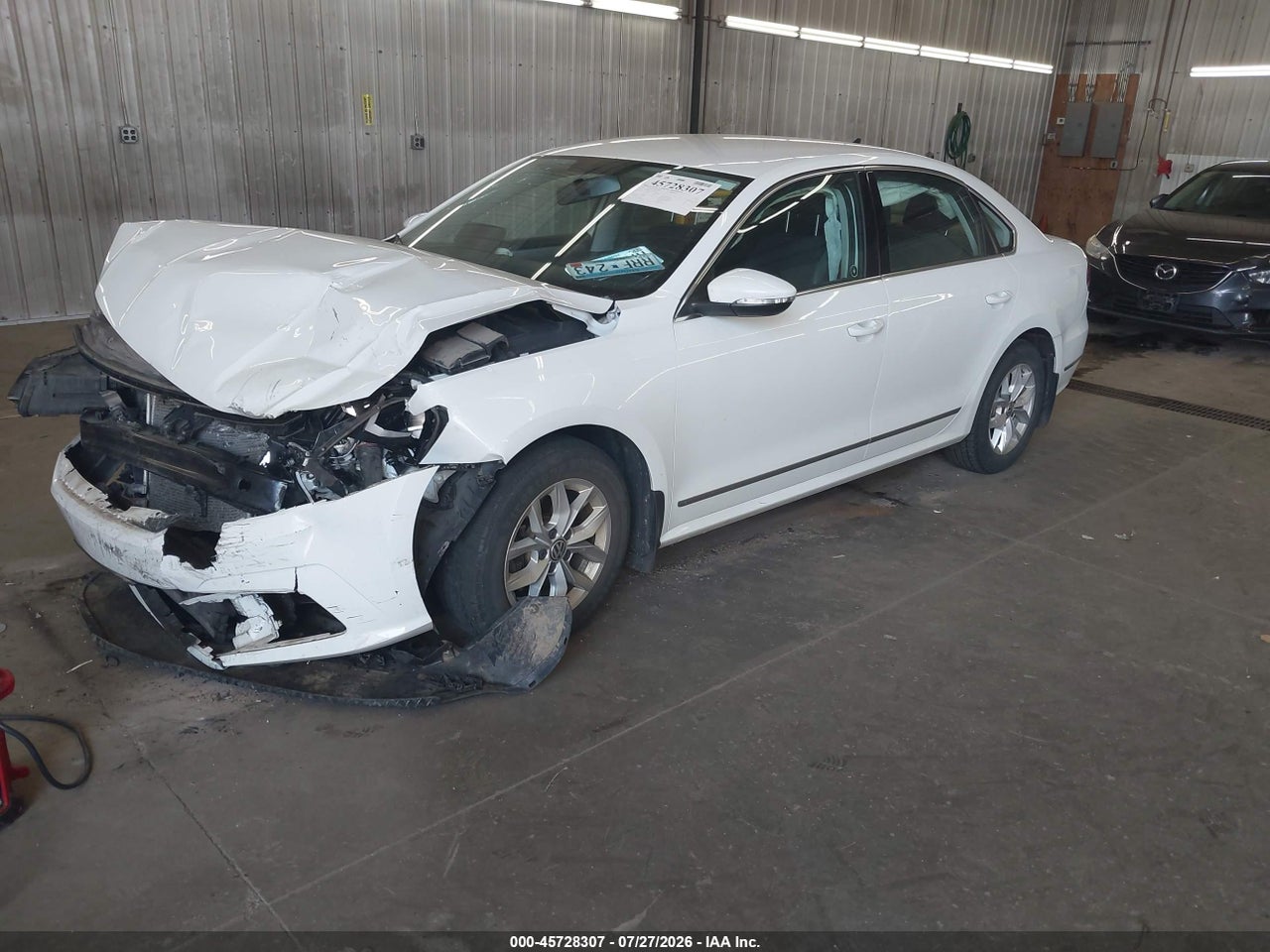 2017 VOLKSWAGEN PASSAT 1.8T S · 2/11