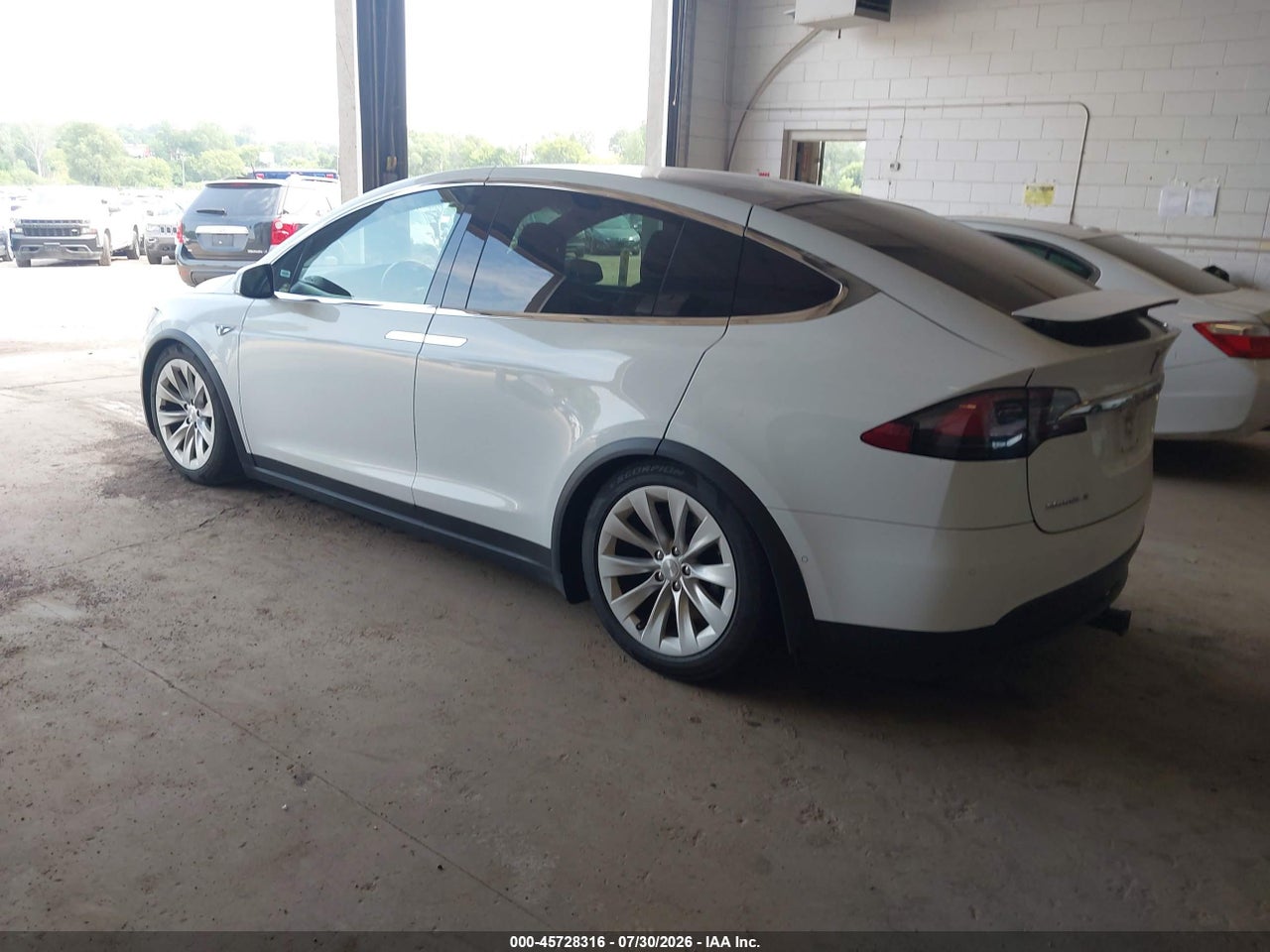 2016 TESLA MODEL X 60D/70D/75D/90D · 3/11