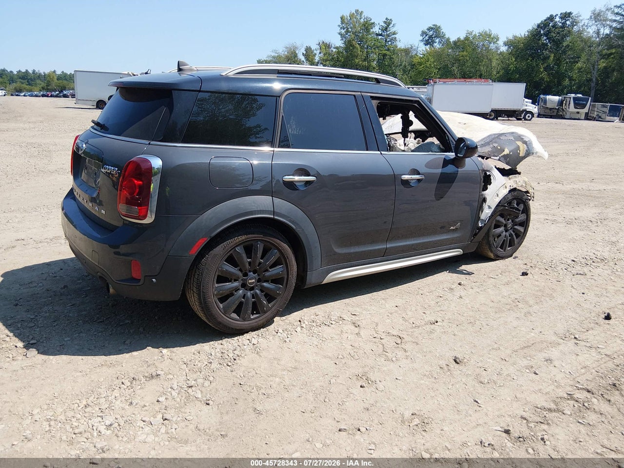 2018 MINI COUNTRYMAN COOPER S · 4/10