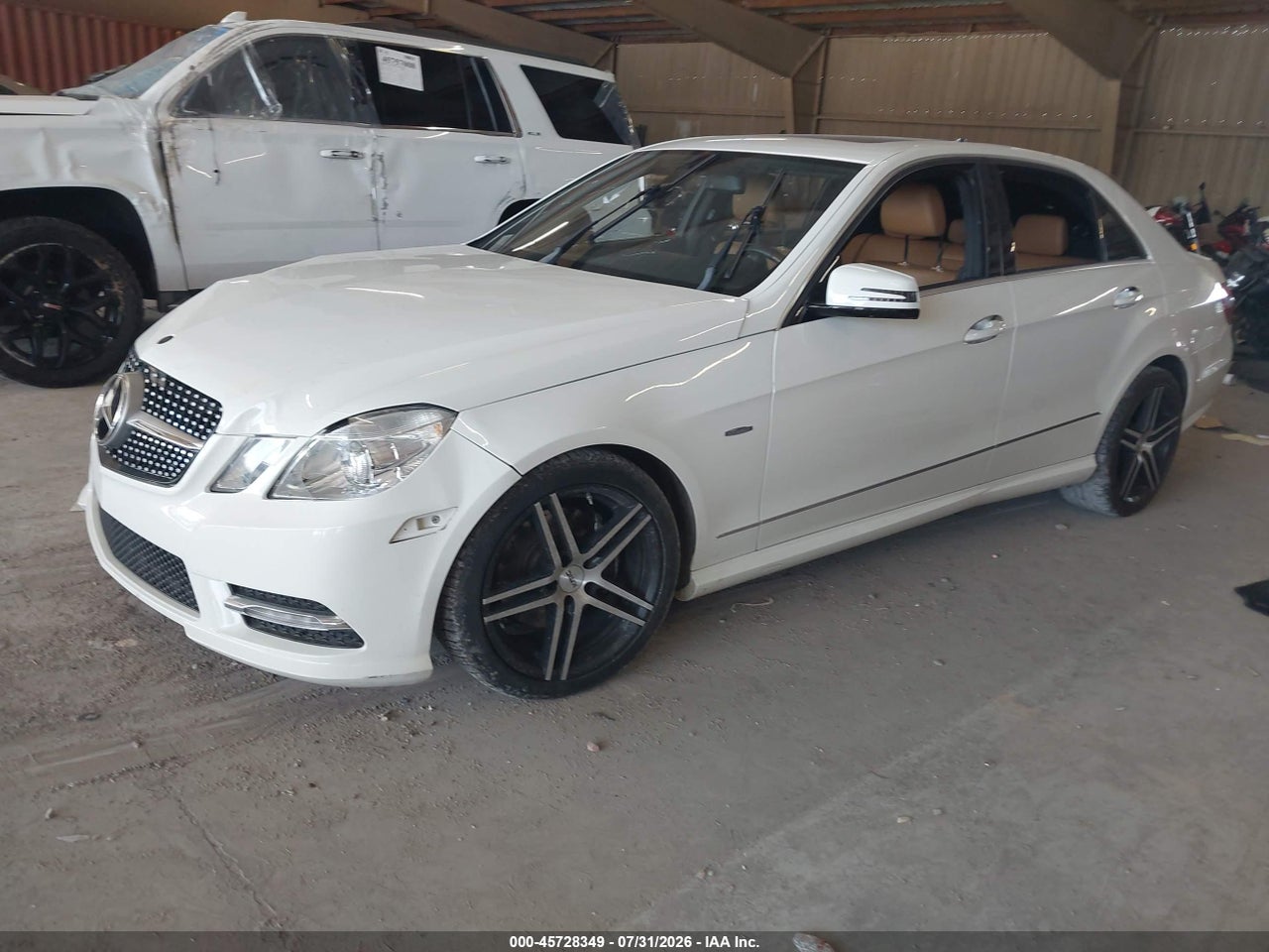 2012 MERCEDES-BENZ E 350   · 2/11