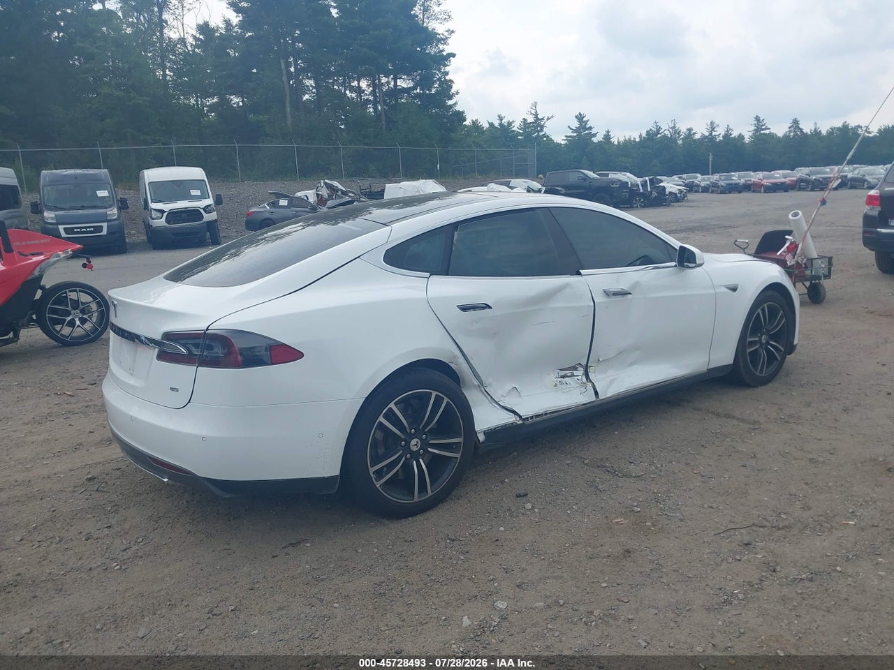 2015 TESLA MODEL S 60/70/85 · 4/11