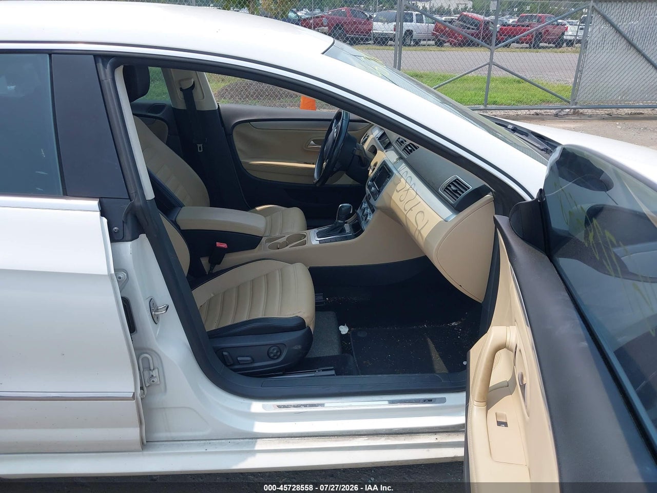 2015 VOLKSWAGEN CC 2.0T R-LINE · 5/11