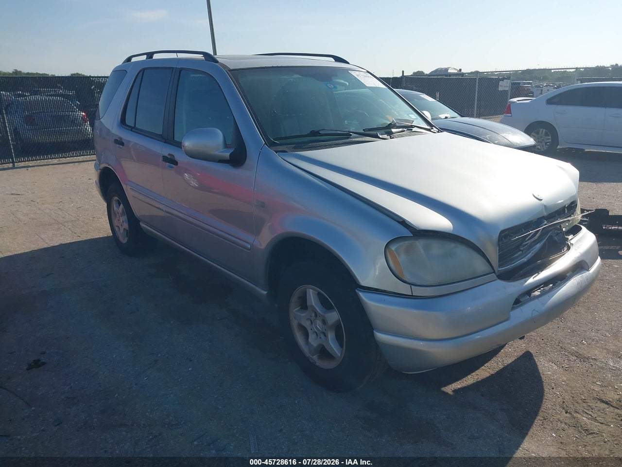 4JGAB54E51A****** · 2001 MERCEDES-BENZ ML 320