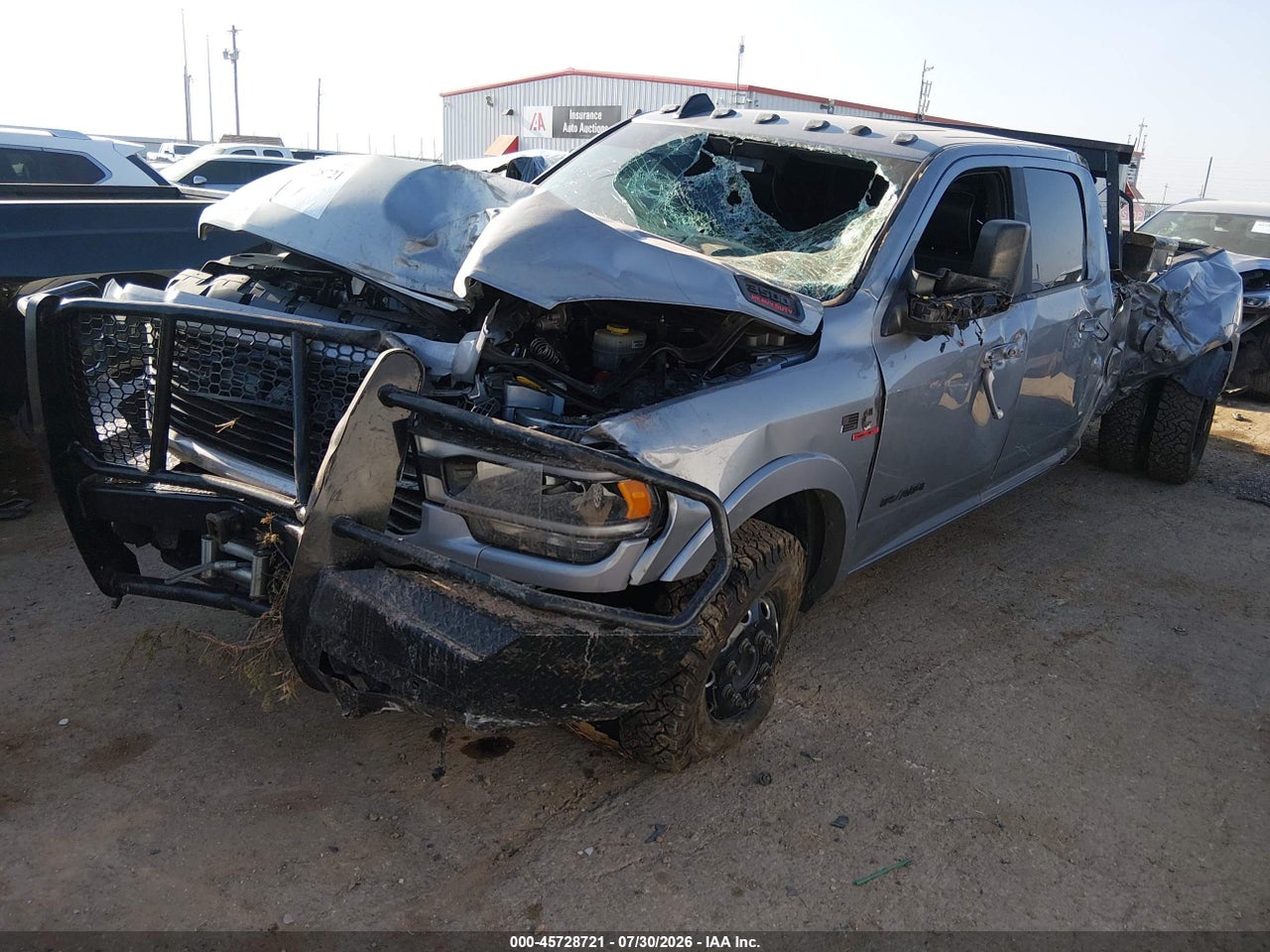 2020 RAM 3500 LARAMIE  4X4 8' BOX · 2/10
