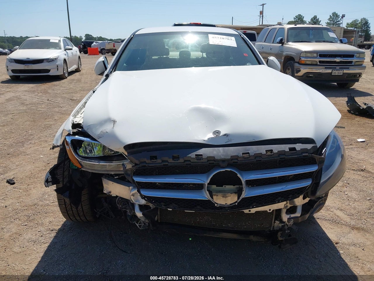 2016 MERCEDES-BENZ C 300   · 6/11