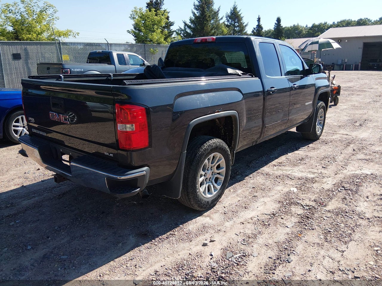 2016 GMC SIERRA 1500 SLE · 4/11