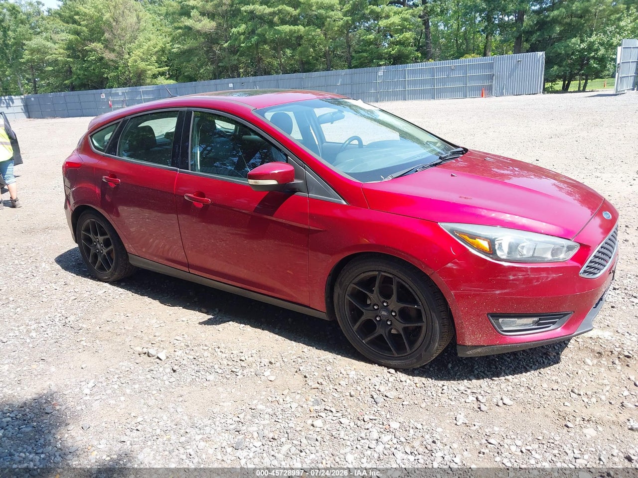 1FADP3K21GL****** · 2016 FORD FOCUS SE