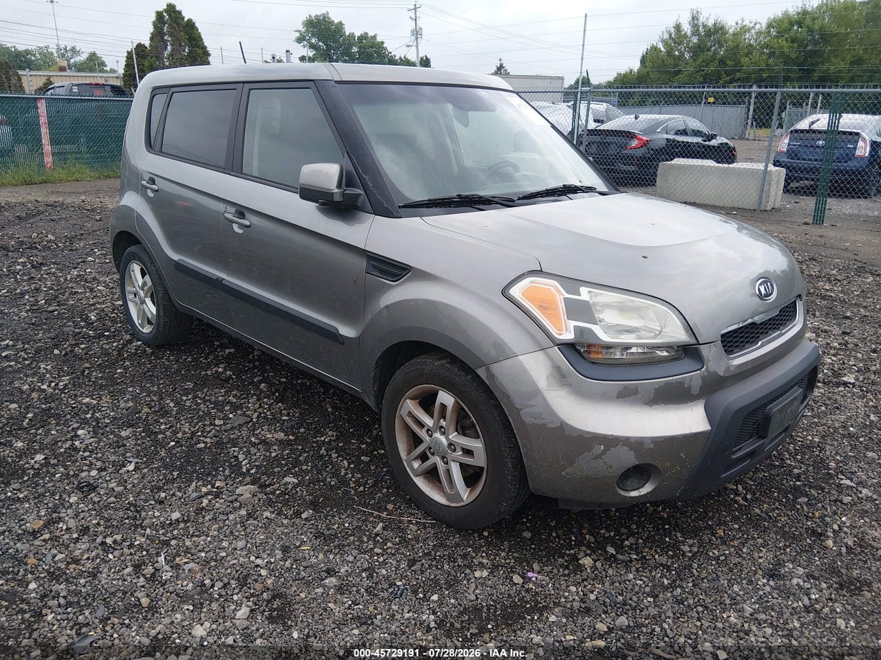KNDJT2A20B7****** · 2011 KIA SOUL +
