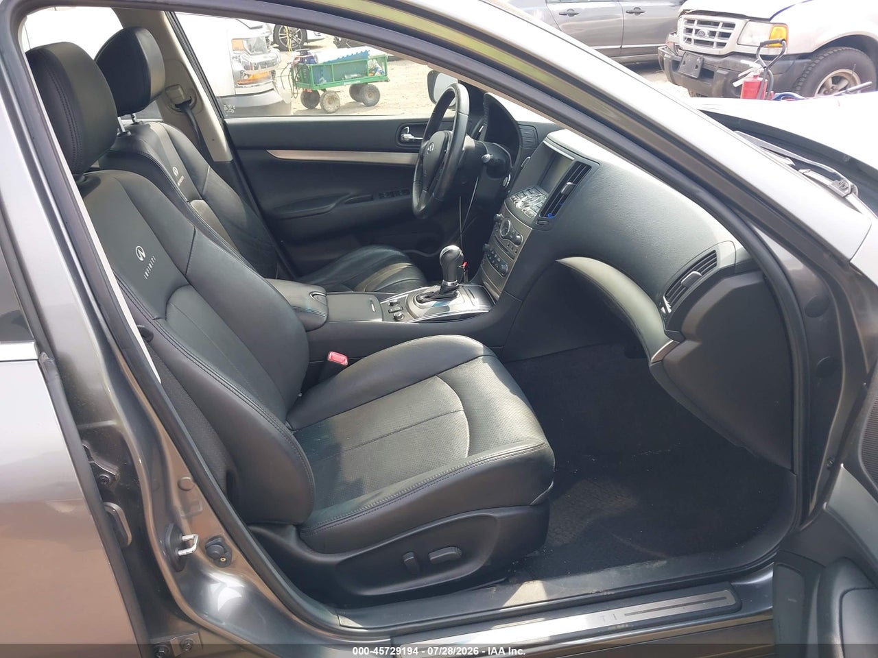 2013 INFINITI G37X · 5/11