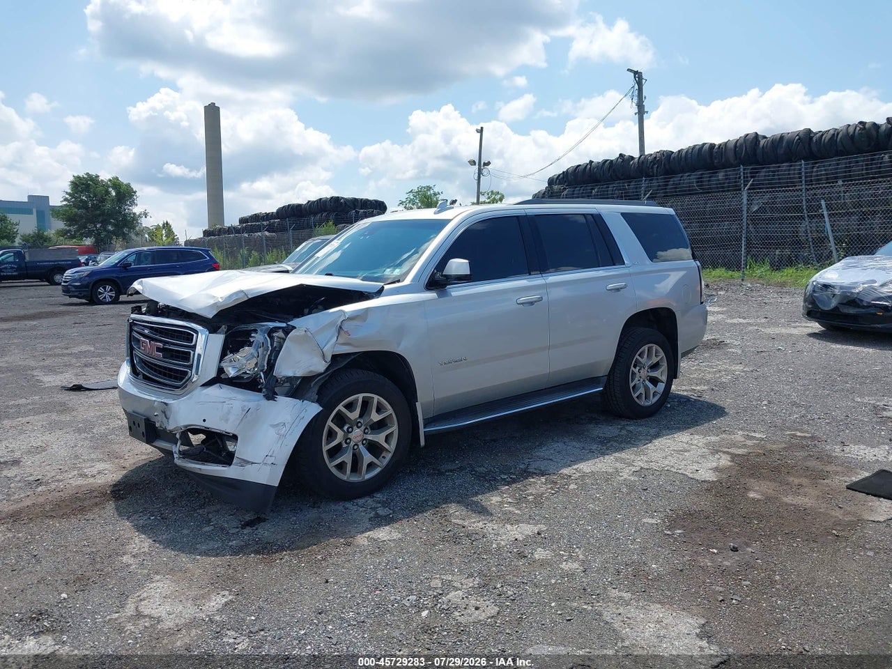 2015 GMC YUKON SLT · 2/11