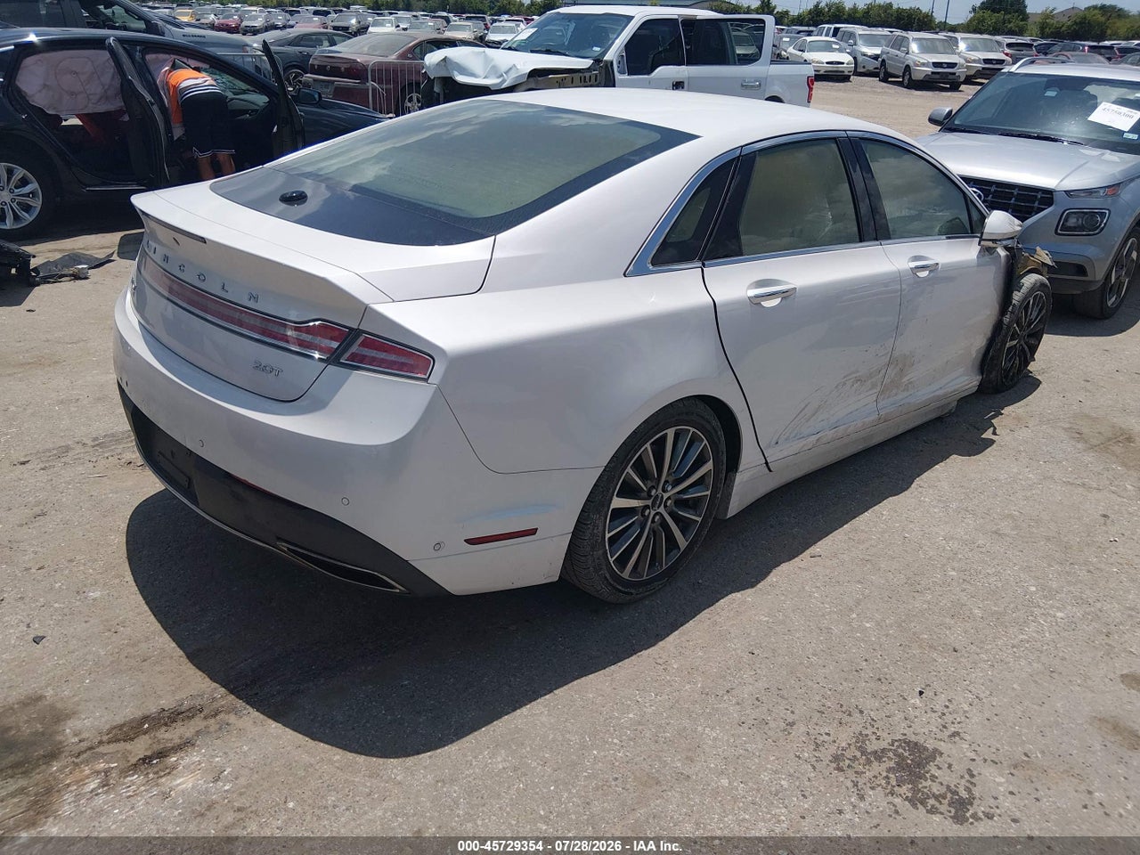 2017 LINCOLN MKZ SELECT · 4/11