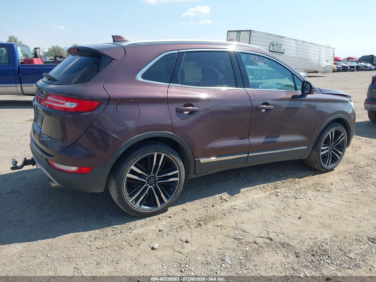 2017 LINCOLN MKC BLACK LABEL · 4/11